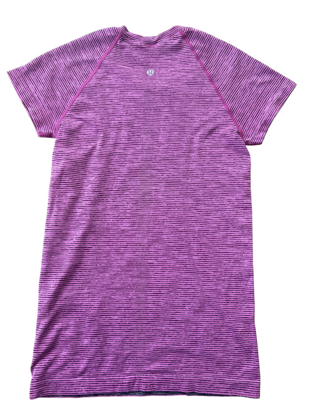 lululemon athletic Swiftly Tech Short-Sleeve Shirt 2.0 Waist Length - Picture 2 of 4